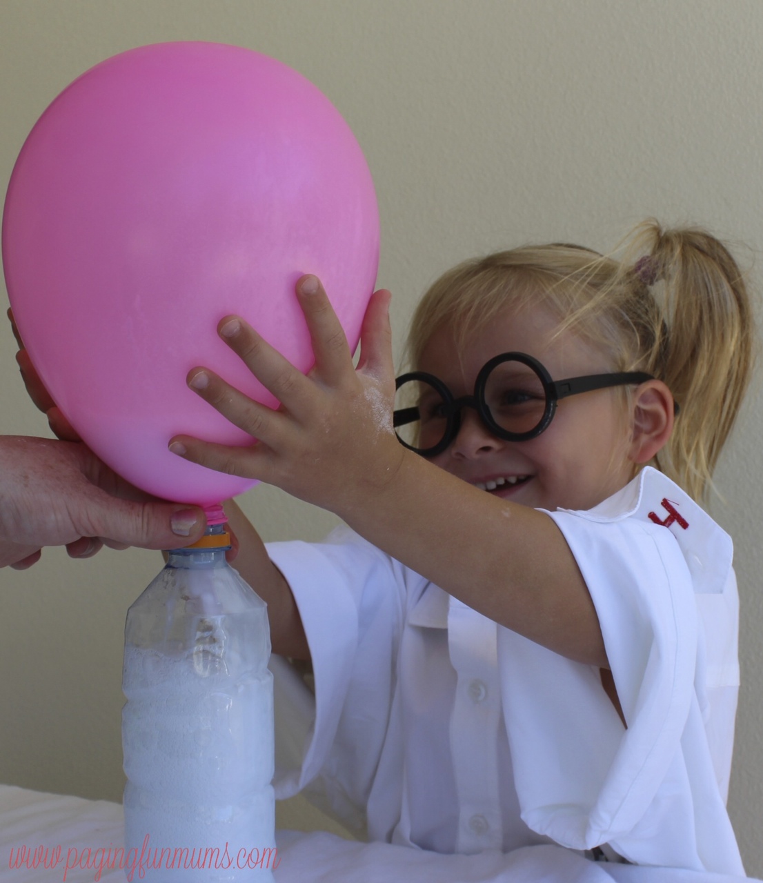 Watch as your balloon magically inflates!