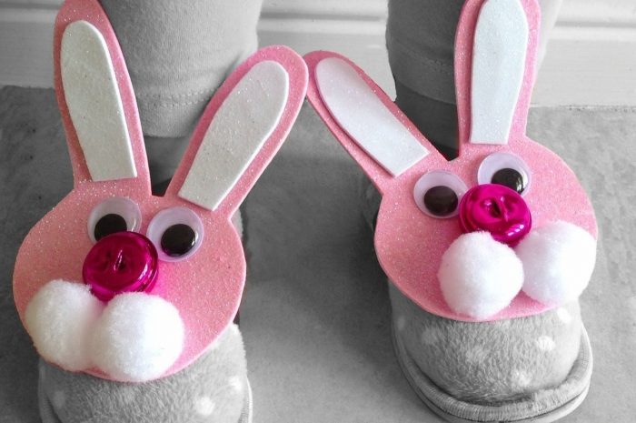 Hoppity Hop Rabbit Feet - Easy & Adorable Easter Craft - Paging Fun Mums