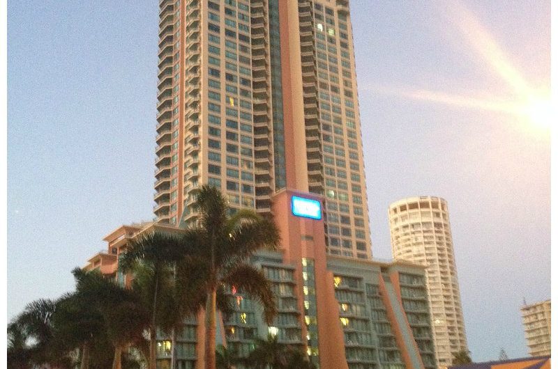 Family Friendly Holiday at Mantra Crown Towers Surfers Paradise – a review.