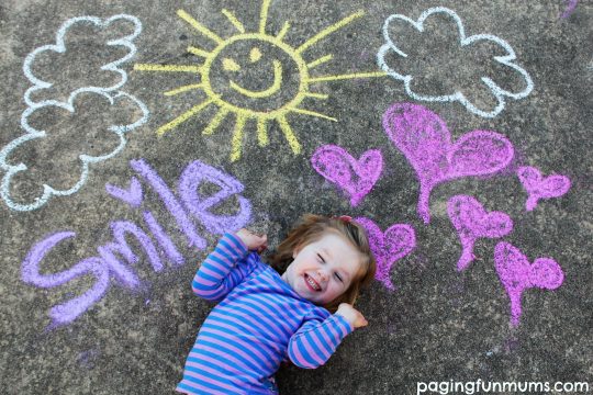 Chalk Drawing Photo Ideas - Smile!