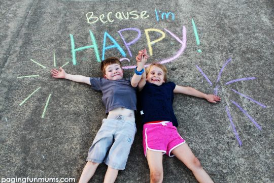 Chalk Drawing Photography Ideas - I'm happy!