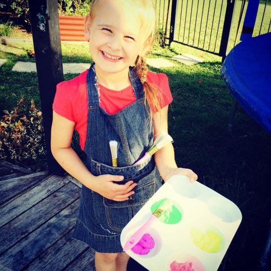 Tutorial - Make an art smock from a garbage bag - Inner Child Fun