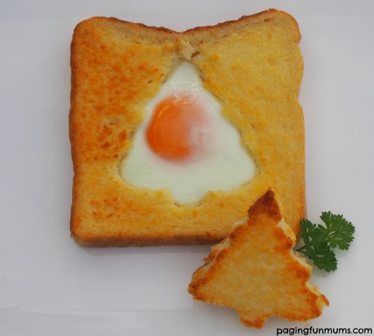 Easy Christmas Breakfast Idea - using a cookie cutter on your bread!