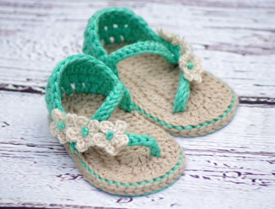 Summer crochet baby slippers