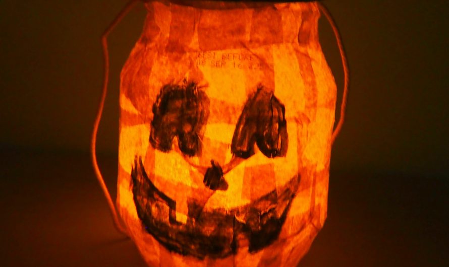 DIY Halloween Lantern