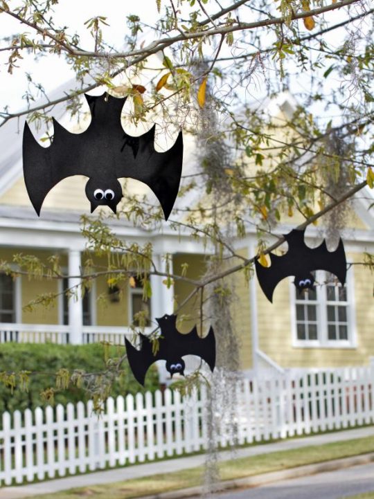 halloween-bat-hangers