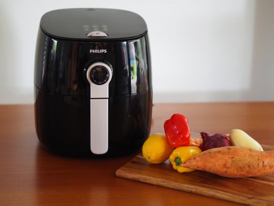 Healthy Roast Vegetable Salad - using the Philips Airfryer - Paging Fun Mums